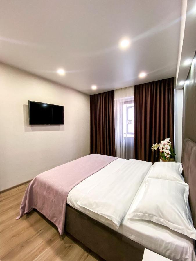Central City Apartments Ustʼ-Kamenogorsk Extérieur photo
